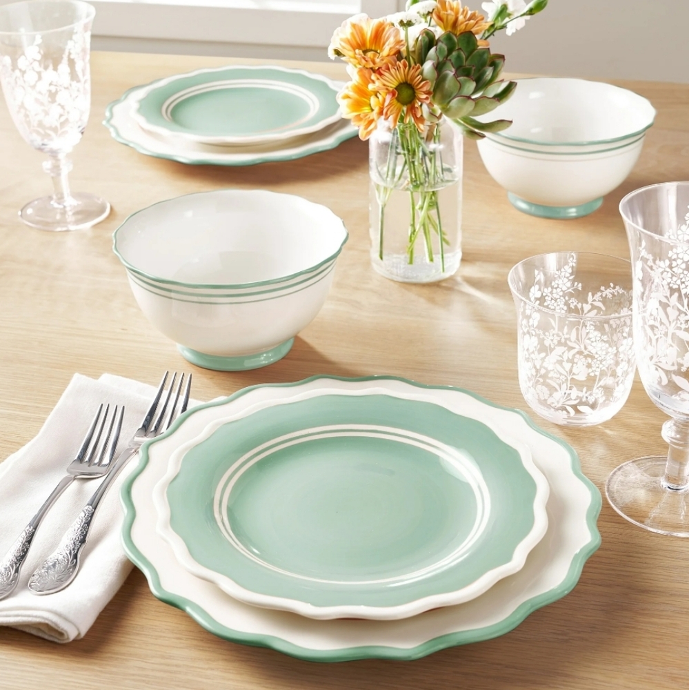 💕 The Pioneer Woman Ainsley Sage Blue and Cream 12 Piece Dinnerware Set